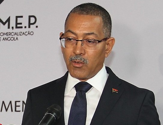 Imagem de Ministro defende fim das subvenções aos combustíveis