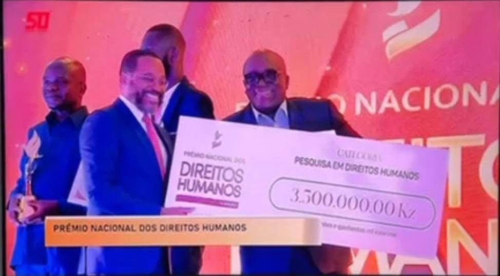 Imagem de COMANDANTE PROVINCIAL VENCE PRÉMIO NACIONAL DE DIREITOS HUMANOS