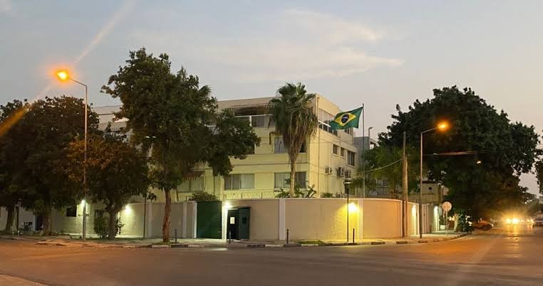 Vistos à venda? Denúncia aponta “esquema” no Consulado do Brasil em Luanda