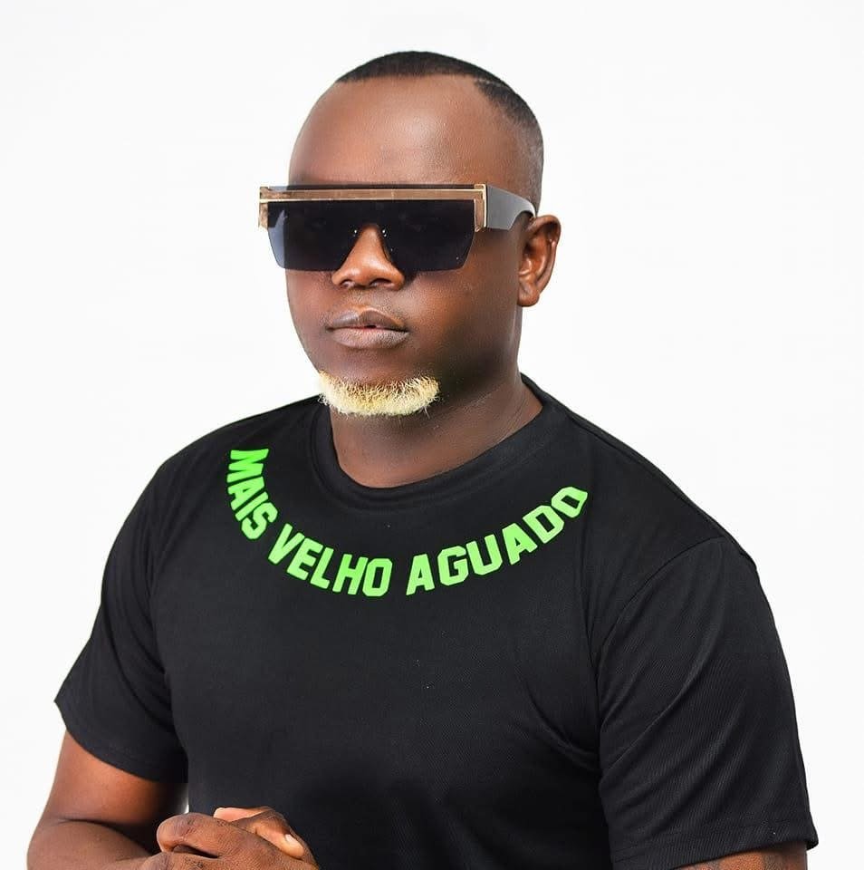 Imagem de Pai Diesel Afirma que 90% das Mulheres Angolanas que Usan iPhone Não Compraram com o seu Próprio Dinheiro