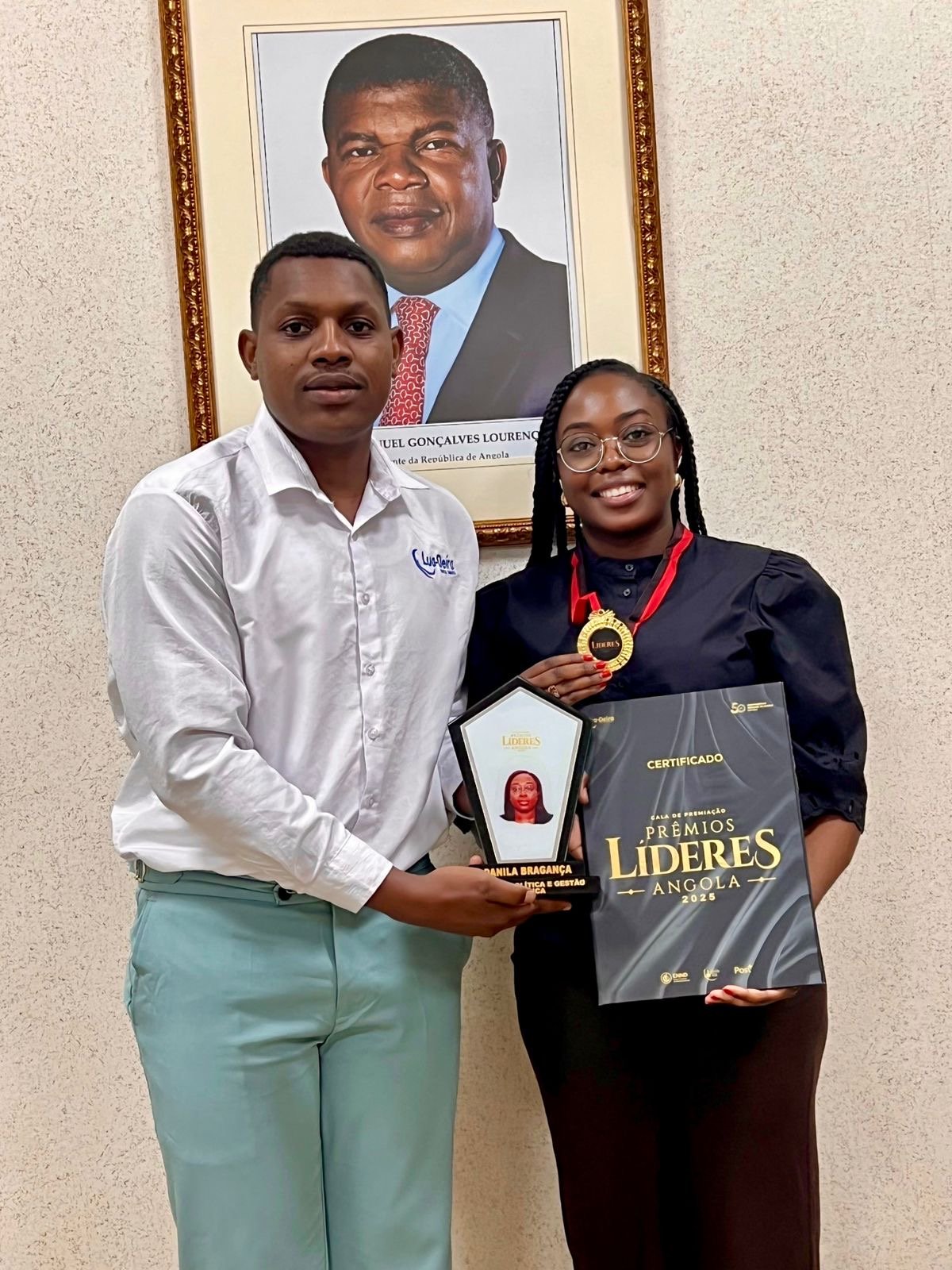 Imagem de Secretária de Estado Danila Bragança distinguida como Líder em Política Pública nos Prémios Líderes Angola