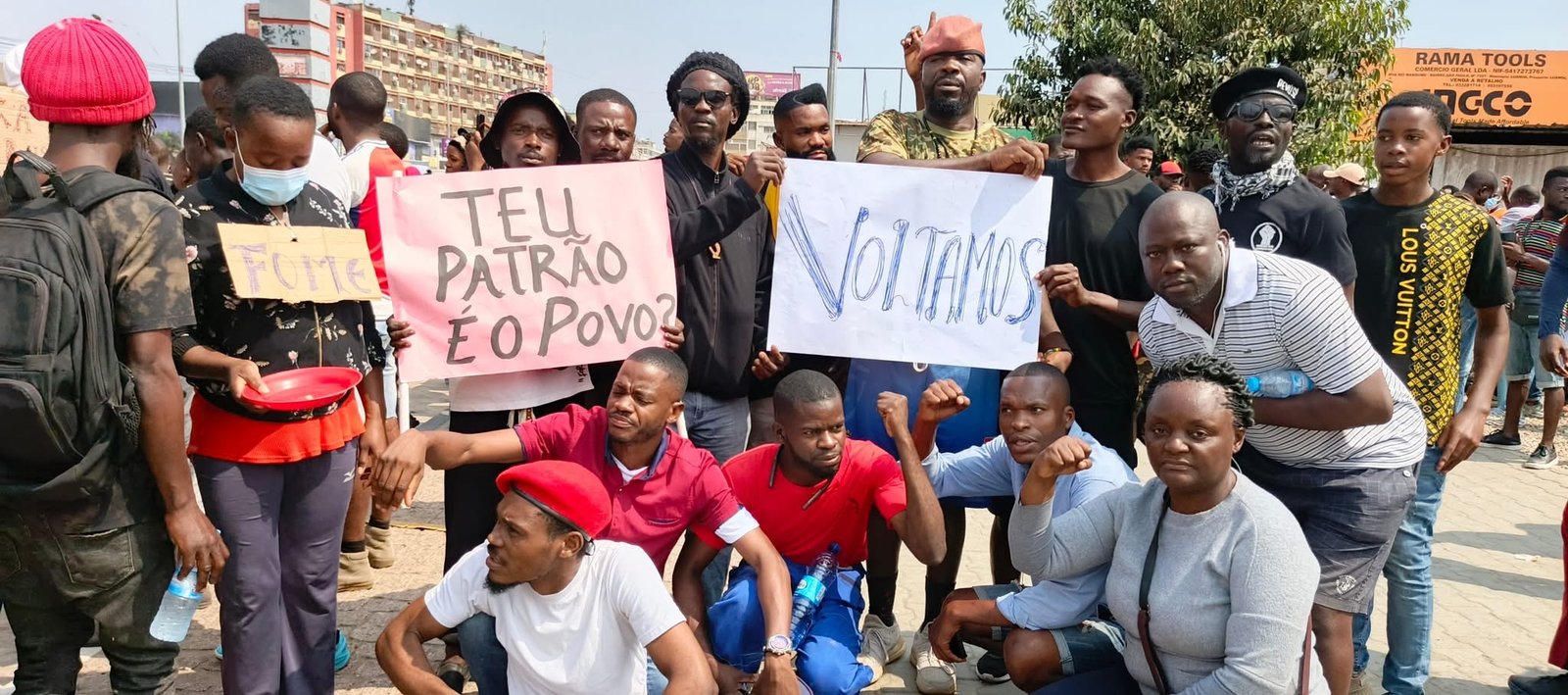 Imagem de Protestos em Luanda contra aumento do preço dos táxis para 300 kwanzas