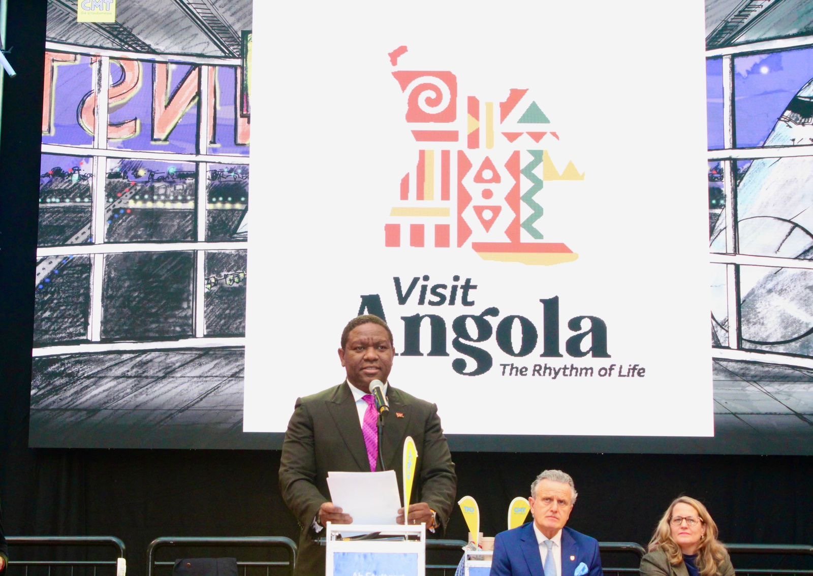 TURISMO COMO MOTOR DO CRESCIMENTO ECONÓMICO EM DEBATE NO DUBAI