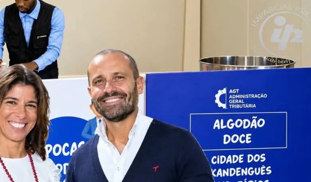 Professora do ex-PCA da AGT vende três máquinas de algodão doce na AGT por mais de 8 mil euros e não entrega os equipamentos