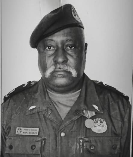 Imagem de Morreu o Subcomissário Pedro António Teixeira