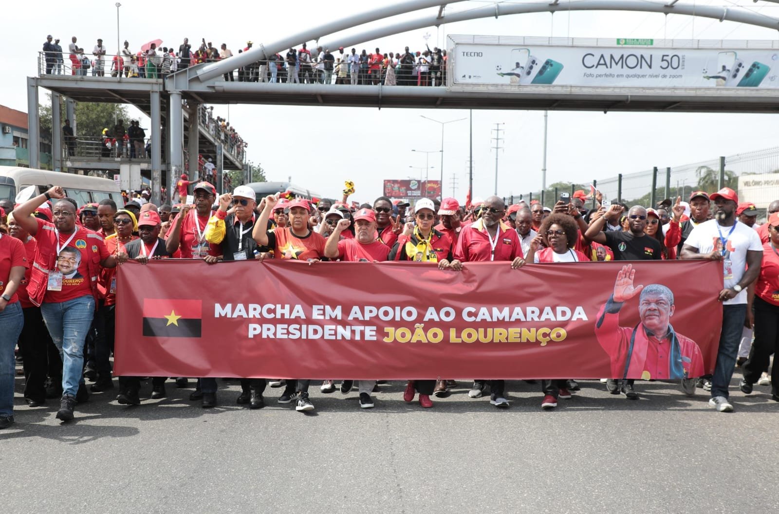 MPLA realiza acto político de massas em apoio a João Lourenço