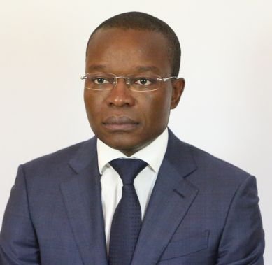 ASSEMBLEIA NACIONAL EMPOSSA ADÃO DE ALMEIDA COMO NOVO PRESIDENTE JÁ NA SEGUNDA-FEIRA