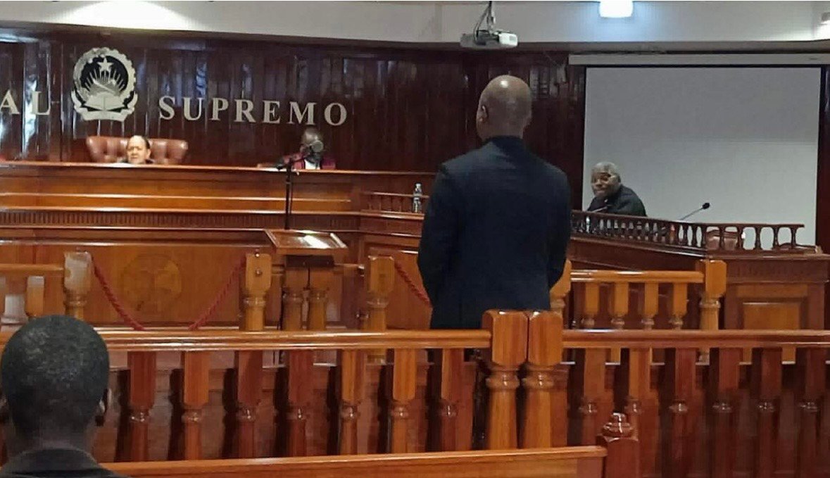 PARA ALÉM DE UM 1 MILHÃO DE DÓLARES: JUIZ EXPULSO DO CONSELHO SUPERIOR DA MAGISTRATURA JUDICIAL ACUSADO DE DESVIAR CENTENAS DE MILHÕES DE KWANZAS DE VÁRIAS CONTAS BLOQUEADAS