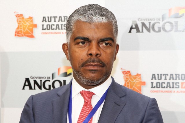 Jornalistas Financiados Criam Campanha Difamatória Contra o Ministro dos Transportes