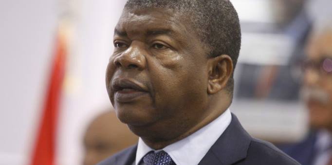 Imagem de João Lourenço: "A oposição sabota algumas iniciativas do Governo que seriam para benefício do povo"