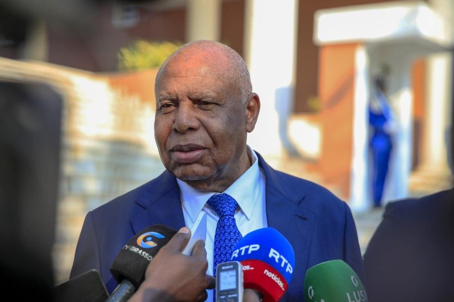 Higino Carneiro admite pedir impugnação das eleições no MPLA