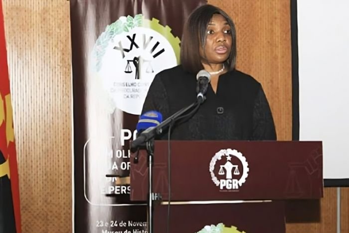 Imagem de PGR alerta para risco elevado de branqueamento de capitais no sector imobiliário