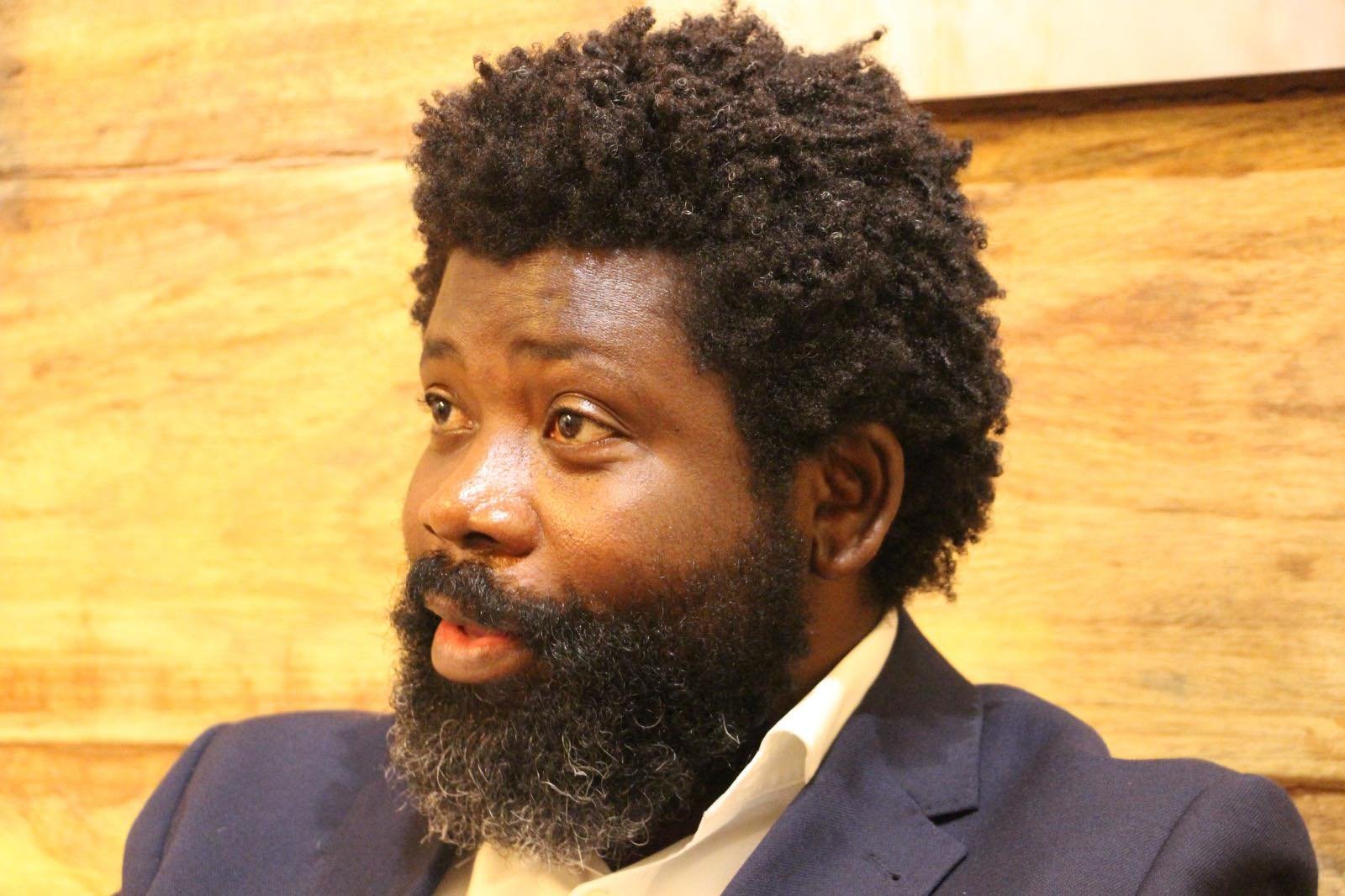 Imagem de A Unitel e o Efeito de Encadeamento: o Coração Digital da Economia Angolana - Américo Vaz