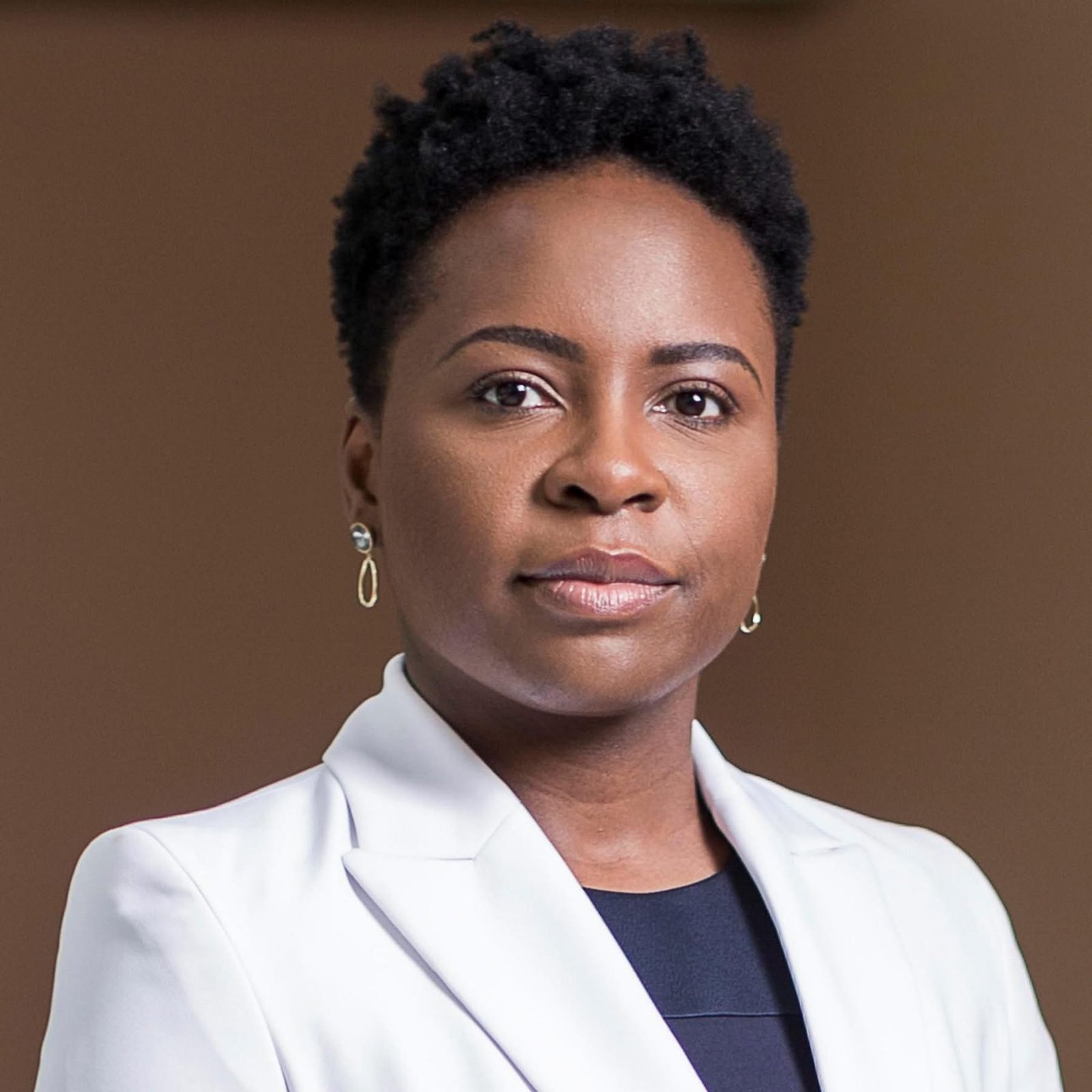 Ministra Vera Daves: Finanças Públicas Não São Recrio: Angola Precisa de Seriedade, Não de “Encenações de Infantário”- Luís de Castro