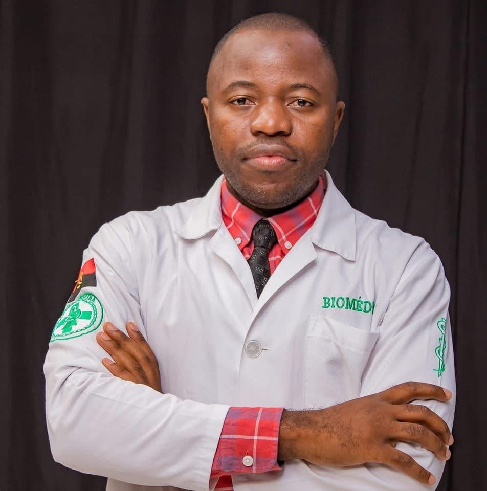 Imagem de Biomédico Pedro Agostinho: Um Exemplo de Dedicação à Saúde em Huambo