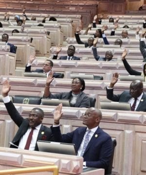 Imagem de Aprovada na generalidade Lei contra Informações Falsas na Internet